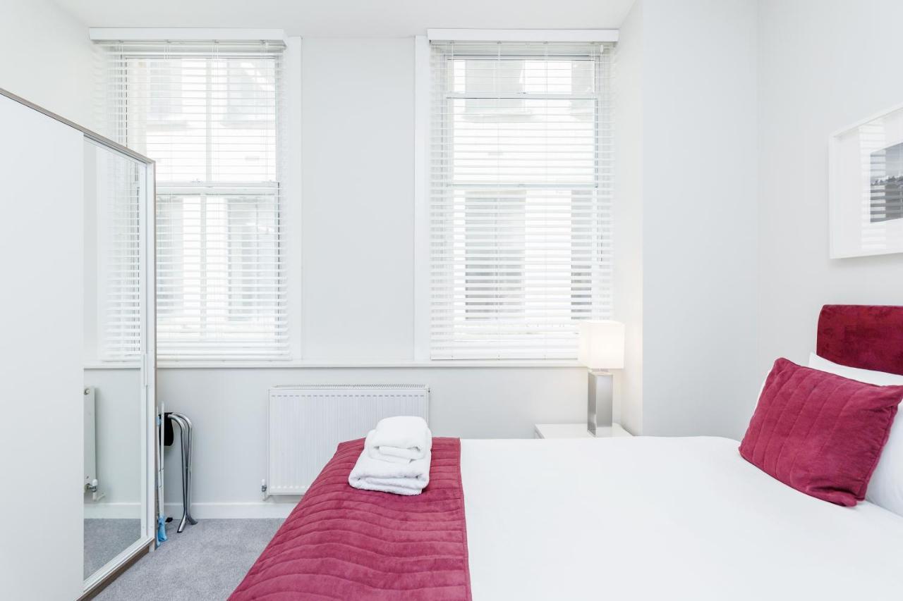 Roomspace Serviced Apartments - Sterling House London Bagian luar foto